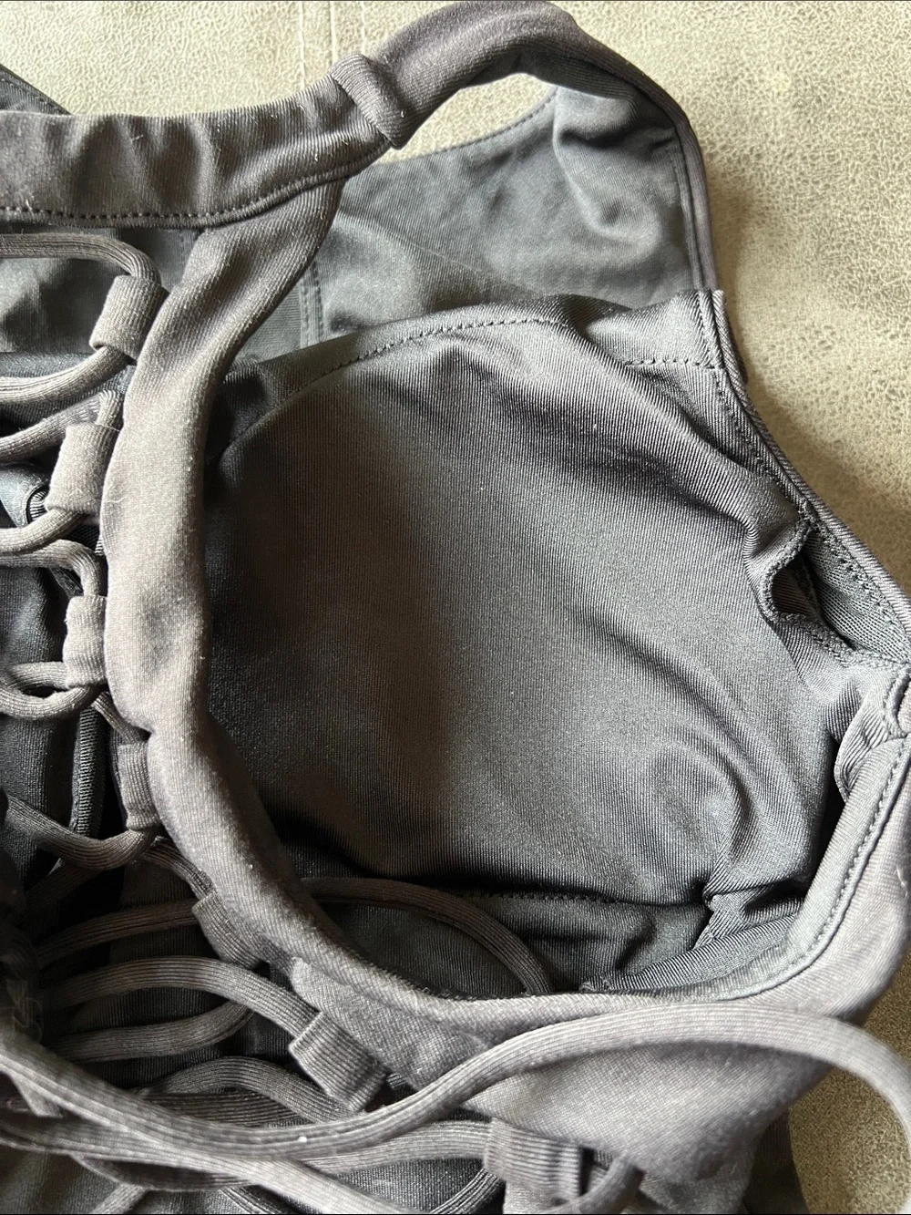 NEW! WMNS. Classic ALO Yoga Black Strappy Sports Bra. XS